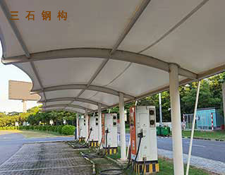 鋼膜結構雨棚